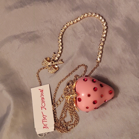 Betsey Johnson strawberry babycakes - Picture 2 of 5